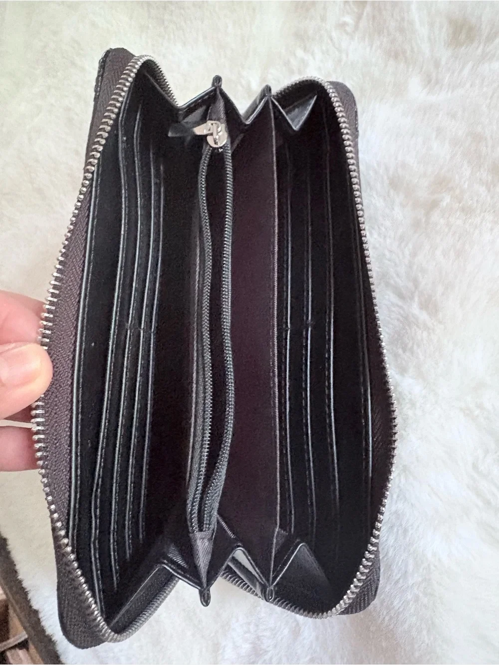 Steve Madden black zip